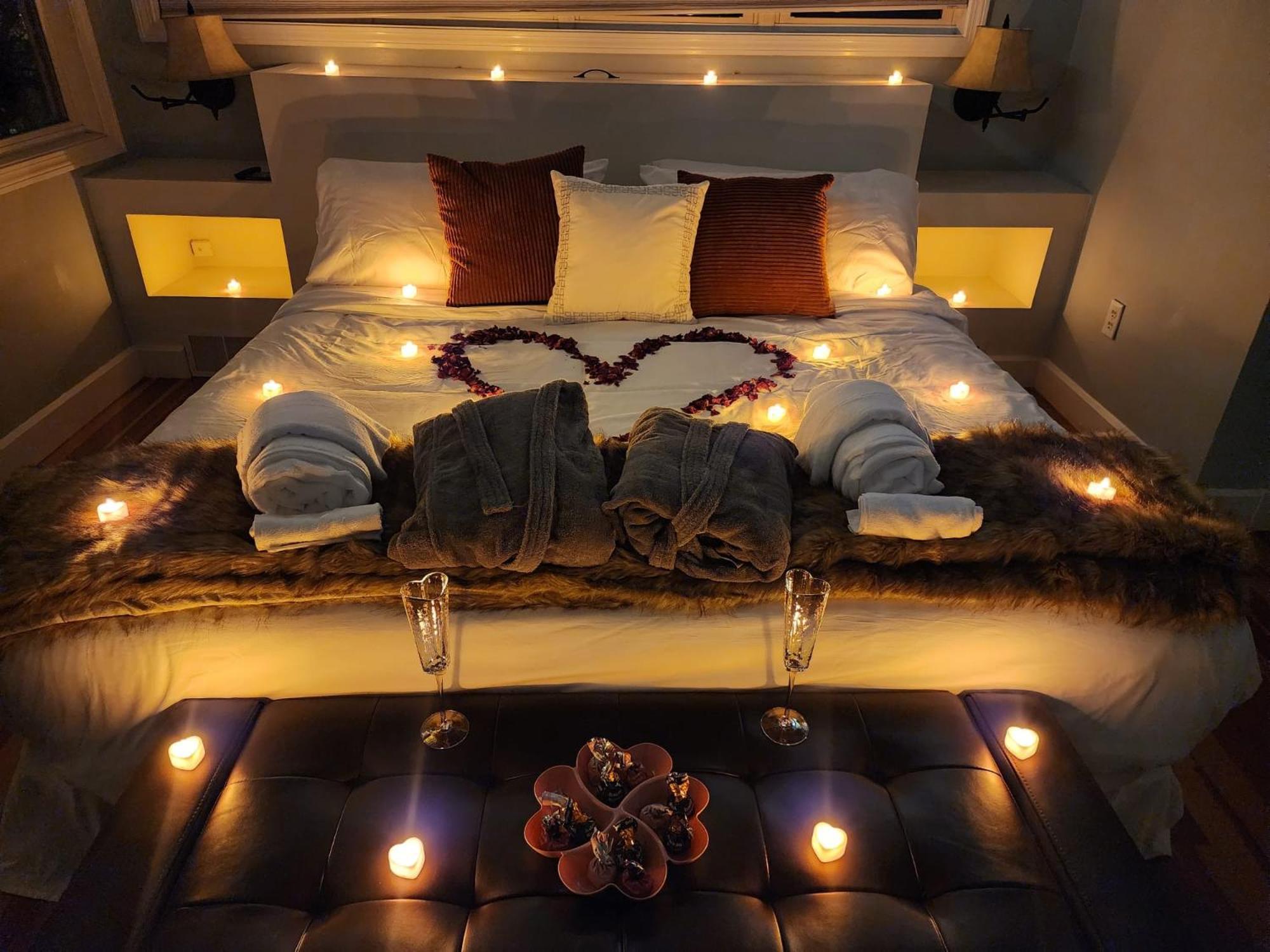Hot Tub, Electric Bikes, Solo Stove, Projector, Smores Marblehead Exterior foto