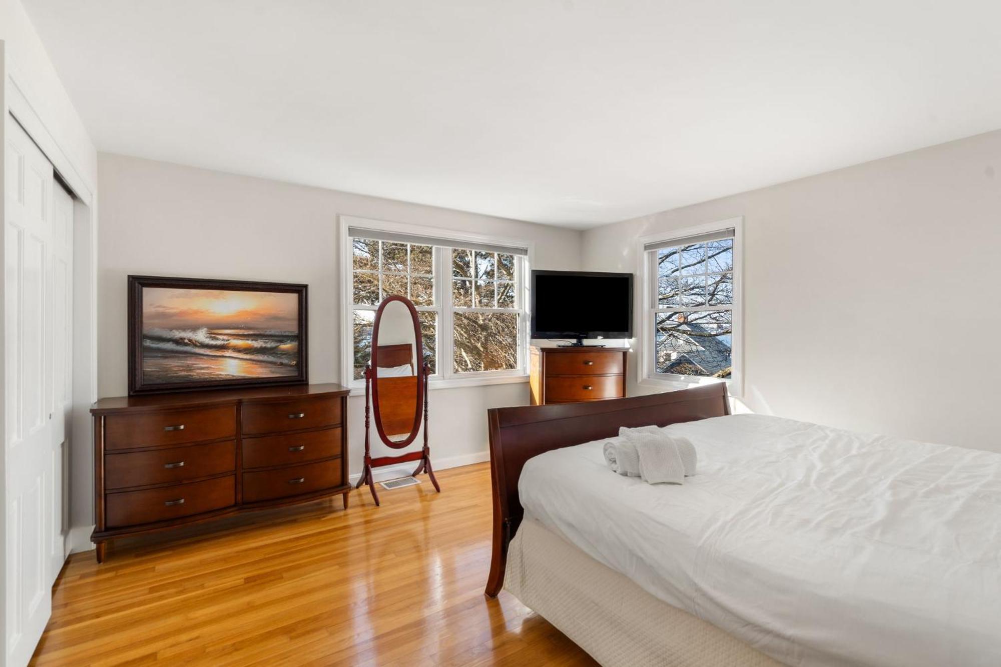 Hot Tub, Electric Bikes, Solo Stove, Projector, Smores Marblehead Exterior foto