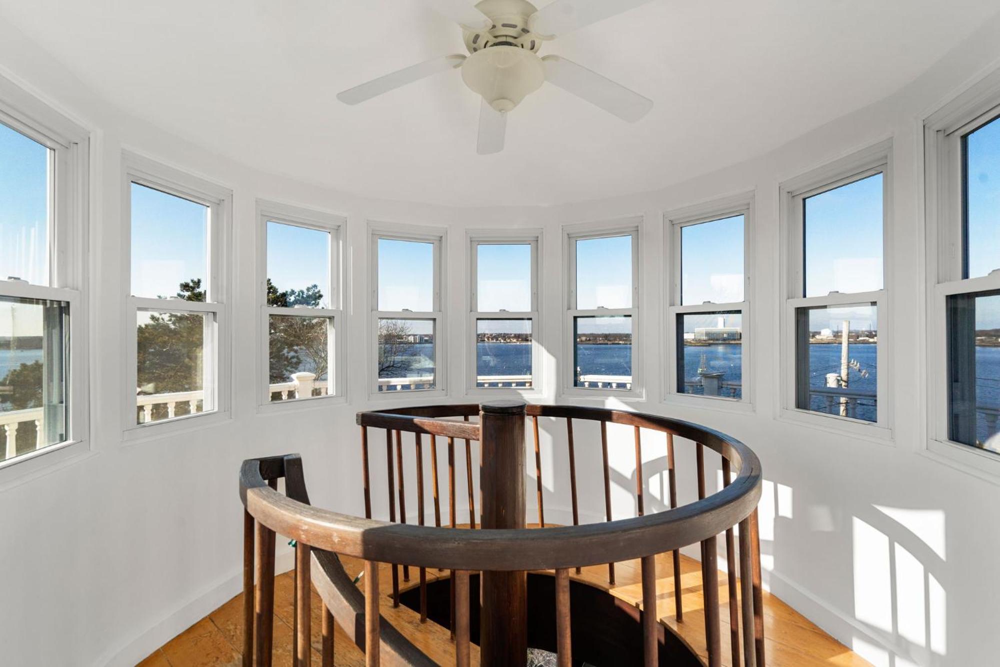Hot Tub, Electric Bikes, Solo Stove, Projector, Smores Marblehead Exterior foto