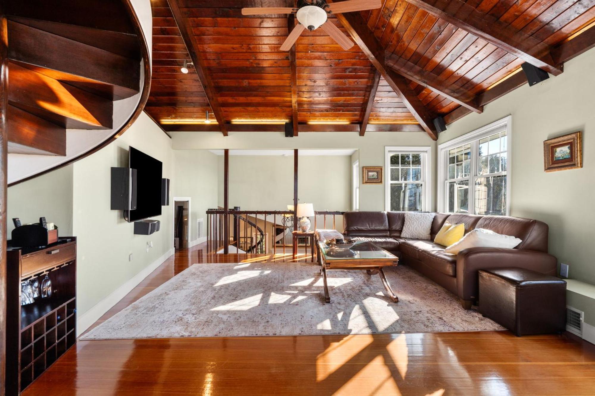 Hot Tub, Electric Bikes, Solo Stove, Projector, Smores Marblehead Exterior foto