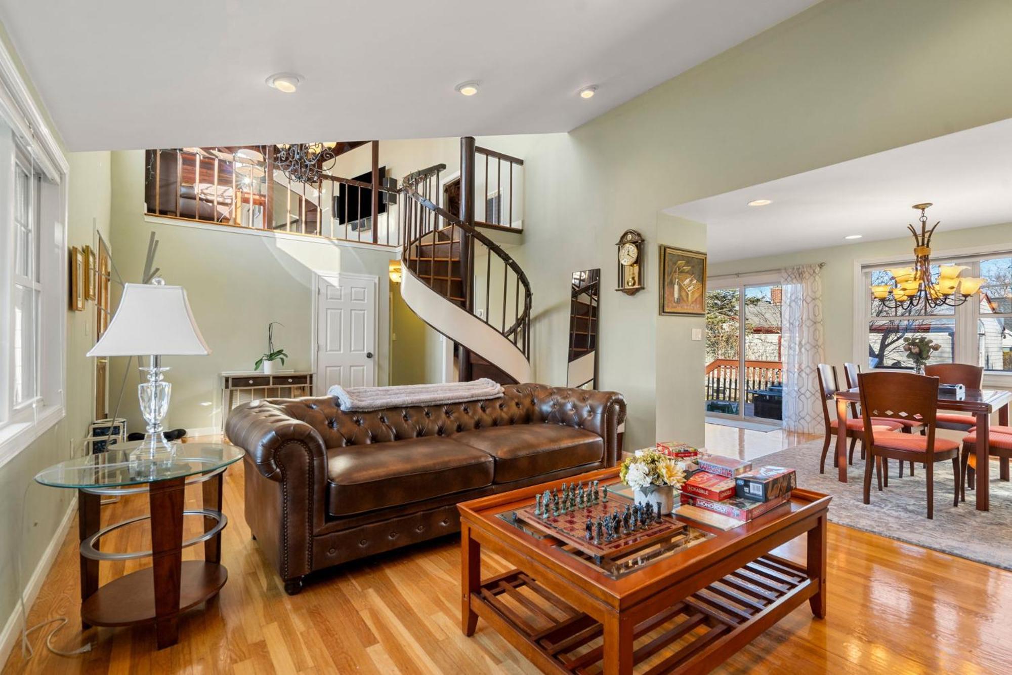Hot Tub, Electric Bikes, Solo Stove, Projector, Smores Marblehead Exterior foto